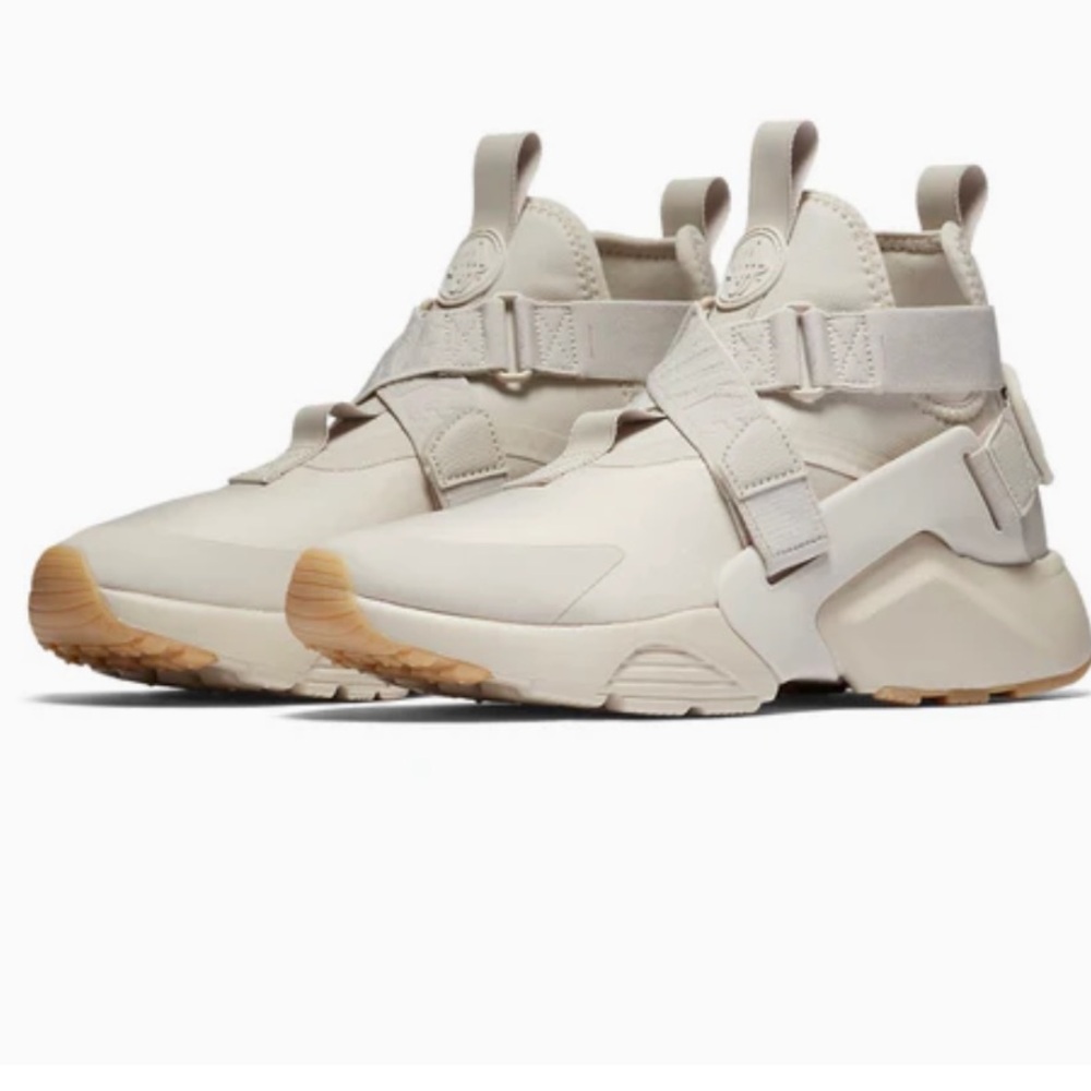 RARE Nike Air Huarache City 'Desert Sand' AH6787-001